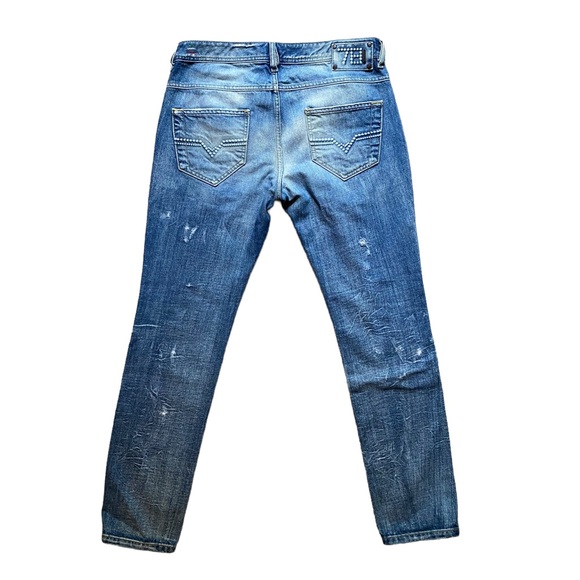 Diesel Women’s Denim “Floy” Size W29 L32 Straight Leg Jeans Distressed EUC - Picture 8 of 16
